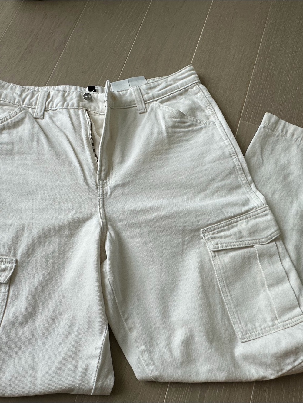 H&M White women's Cargo Pants with Side Pockets